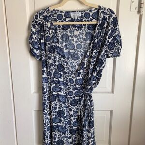 & Other Stories Blue and White Floral Midi Dress